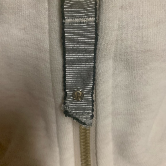 Lululemon Radiant Hooded Zippered Jacket Long Sleeves In Cream Or Oatmeal Color - Picture 8 of 16